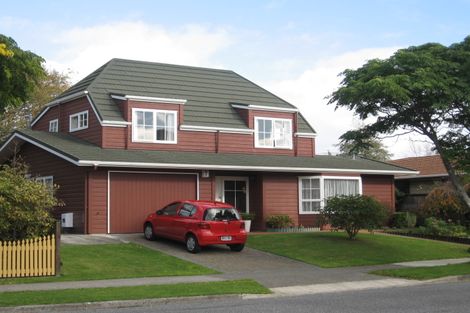 Photo of property in 4 Waddington Drive, Naenae, Lower Hutt, 5011