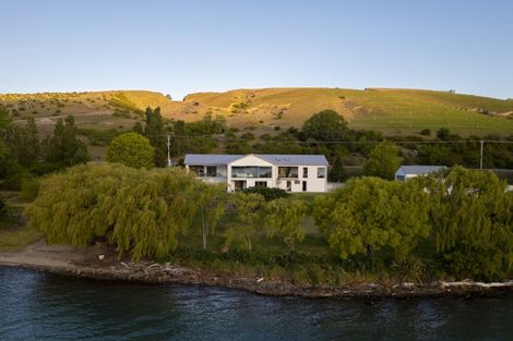 Photo of property in 485 Tarras-cromwell Road, Northburn, Cromwell, 9383