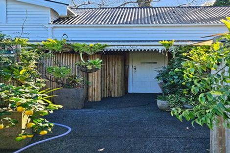 Photo of property in 36 Rame Road, Greenhithe, Auckland, 0632