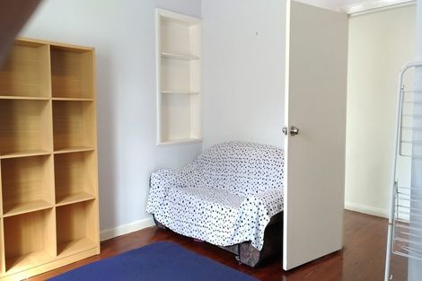 Photo of property in 1 Tyburnia Avenue, Mount Albert, Auckland, 1025