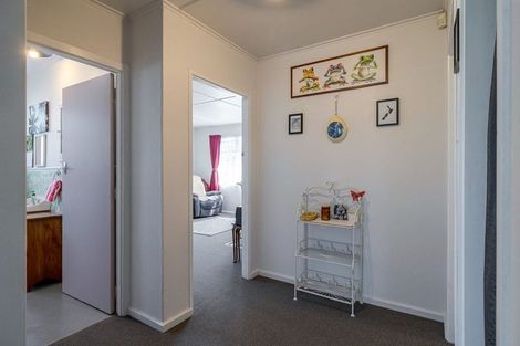 Photo of property in 39 Andrew Avenue, Roslyn, Palmerston North, 4414