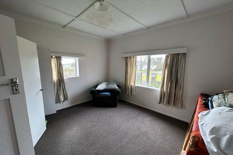 Photo of property in 5 Strange Street, Waitara, 4320