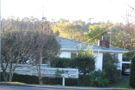 Photo of property in 671 Swanson Road, Swanson, Auckland, 0612