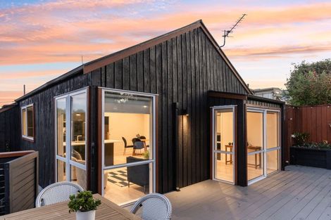 Photo of property in 50 Hawthorn Avenue, Mornington, Dunedin, 9011