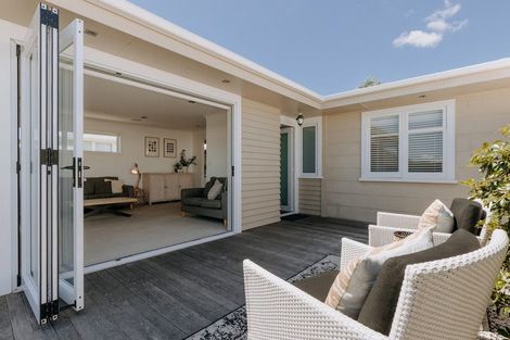Photo of property in 10 Short Street, Otumoetai, Tauranga, 3110