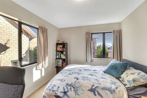 Photo of property in 15b Burdale Street, Riccarton, Christchurch, 8011