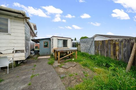 Photo of property in 23 Neems Place, Manurewa, Auckland, 2102