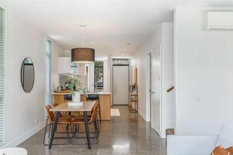 Photo of property in 6 Cochrane Road, Hobsonville, Auckland, 0616