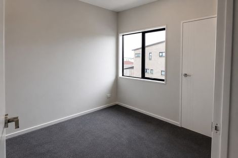 Photo of property in 18 Russell Road, Manurewa, Auckland, 2102