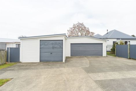 Photo of property in 104 Sherwill Street West, Feilding, 4702