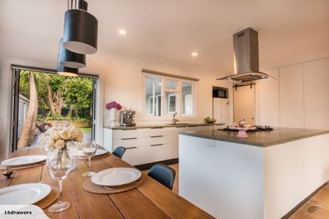 Photo of property in 113 Govett Avenue, Frankleigh Park, New Plymouth, 4310