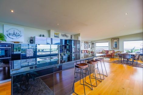 Photo of property in 7 Ocean Vista Lane, Paraparaumu, 5032