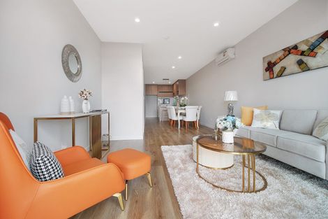 Photo of property in 55 Puihi Crescent, Massey, 0614