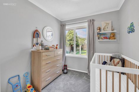 Photo of property in 17 Newport Street, Avondale, Christchurch, 8061