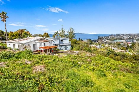 Photo of property in 9 Carlisle Road, Torbay, Auckland, 0630