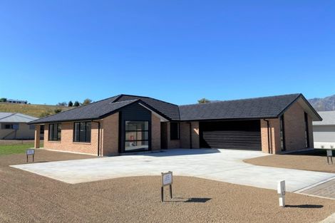 Photo of property in 29 Timsfield Drive, Lake Hawea, Wanaka, 9382