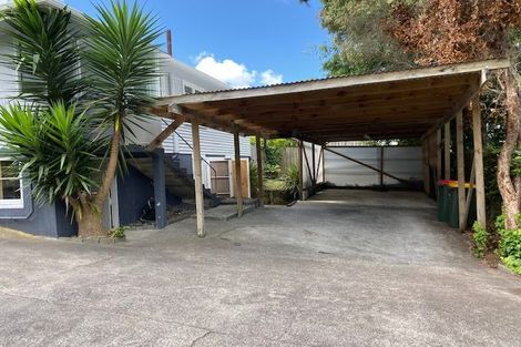 Photo of property in 1/71 Verran Road, Birkenhead, Auckland, 0626