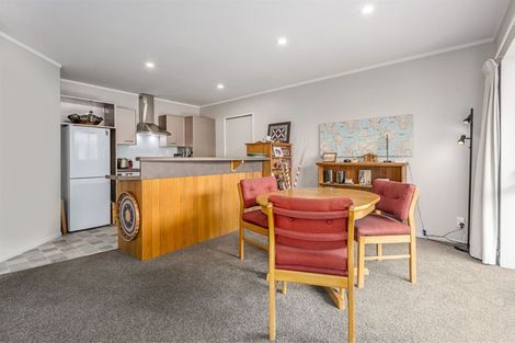 Photo of property in 2a James Street, Plimmerton, Porirua, 5026