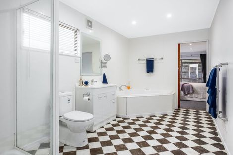 Photo of property in 3 Fathom Lane, Whitby, Porirua, 5024