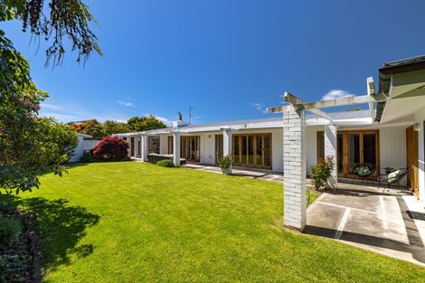 Photo of property in 117 Hamilton Avenue, Ilam, Christchurch, 8041