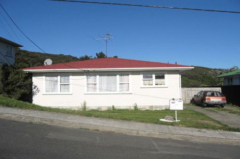 Photo of property in 28 John Street, Stokes Valley, Lower Hutt, 5019