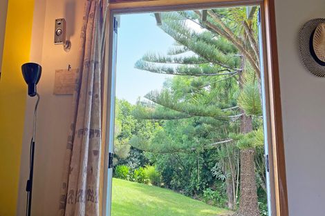 Photo of property in 9 Cotterell Street, Leigh, 0985