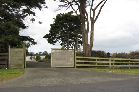 Photo of property in 86 Koraha Road, Kumeu, 0892