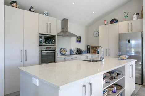 Photo of property in 1 Noumea Drive, Rangatira Park, Taupo, 3330