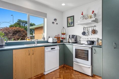 Photo of property in 9 Edgewater Grove, Whakatane, 3120