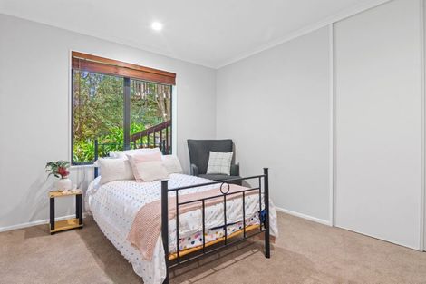 Photo of property in 59a Lonely Road, Fairview Heights, Auckland, 0632