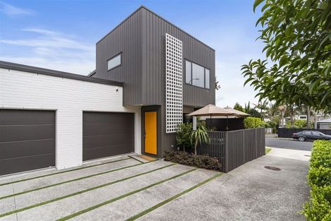 Photo of property in 122a Moore Street, Howick, Auckland, 2014