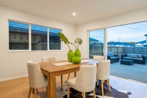 Photo of property in 54 Timmer Road, Flat Bush, Auckland, 2019