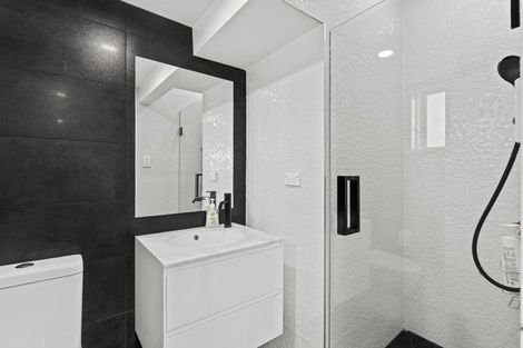Photo of property in 68 Greers Road, Burnside, Christchurch, 8041