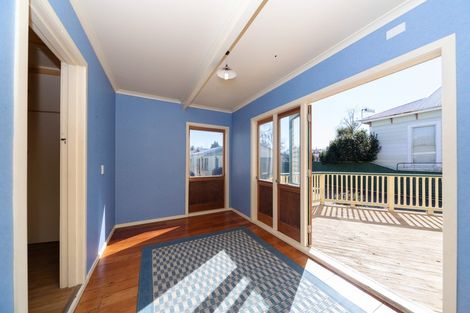 Photo of property in 169 Featherston Street, Palmerston North, 4410