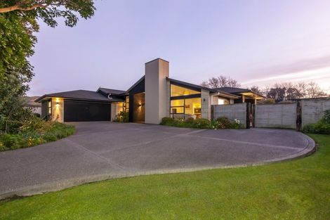Photo of property in 33 Millvale Street, Waikanae, 5036