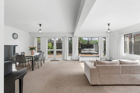 Photo of property in 1/8 Cottesmore Close, Burnside, Christchurch, 8053