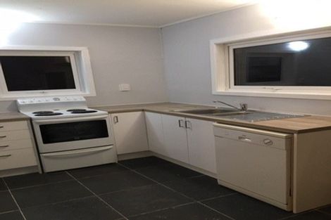 Photo of property in 2/74 Homebush Road, Khandallah, Wellington, 6035