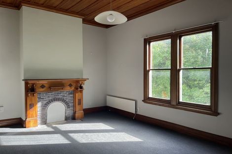 Photo of property in 23 Enfield Road, Hospital Hill, Napier, 4110