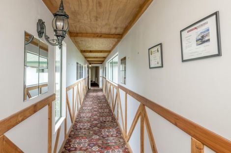 Photo of property in 14 Makahika Road, Levin, 5571