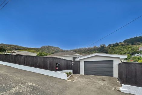 Photo of property in 78 Saint Davids Street, Lyttelton, 8082