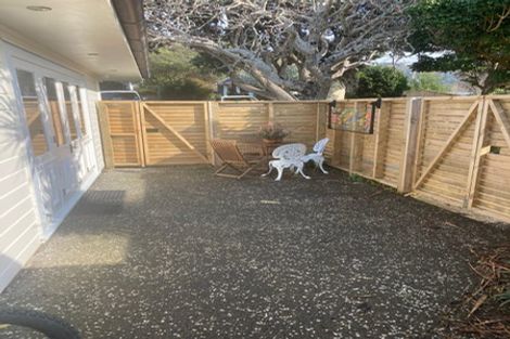 Photo of property in 12 Puriri Street, Eastbourne, Lower Hutt, 5013