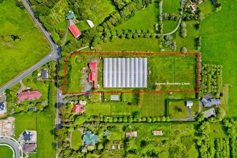Photo of property in 108 Station Road, Kumeu, 0891