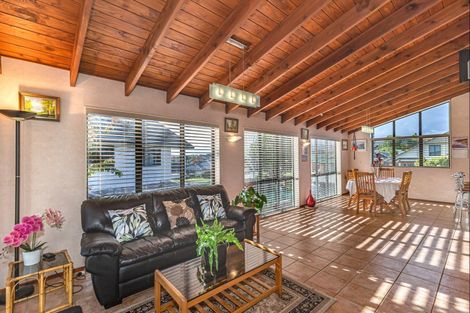 Photo of property in 11 Claremont Rise, Levin, 5510