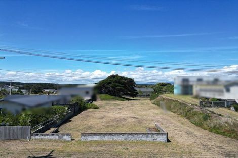 Photo of property in 33 Marine Parade South, Foxton Beach, Foxton, 4815