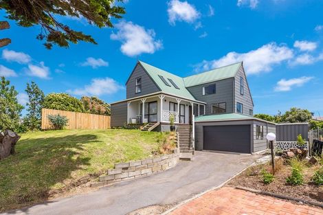 Photo of property in 189 Tutere Street, Waikanae Beach, Waikanae, 5036