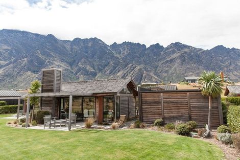 Photo of property in 26 Rannoch Drive, Jacks Point, Queenstown, 9371