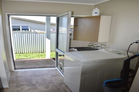 Photo of property in 10 Braemar Street, Levin, 5510
