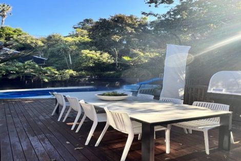 Photo of property in 23 Telephone Road, Birkenhead, Auckland, 0626