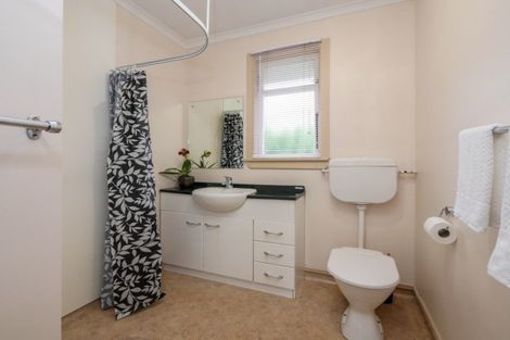 Photo of property in 98 Wakari Road, Helensburgh, Dunedin, 9010