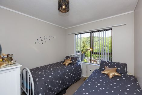 Photo of property in 20 Hookway Grove, Paraparaumu, 5032